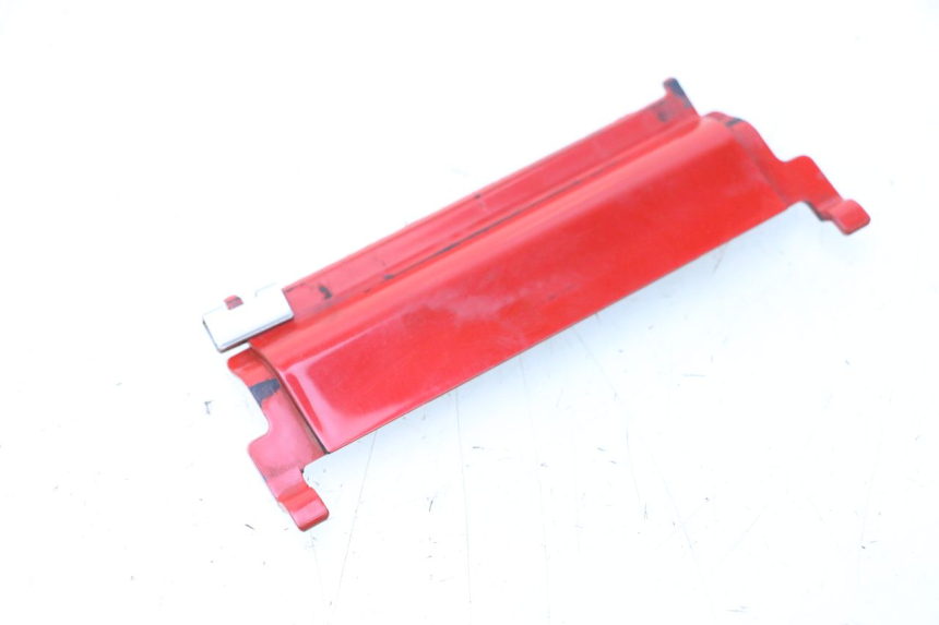 photo de REAR UPPER MIDDLE PANEL KAWASAKI ZX-6R ZX6R 600 (1995 - 1997) - Zoom on usage condition