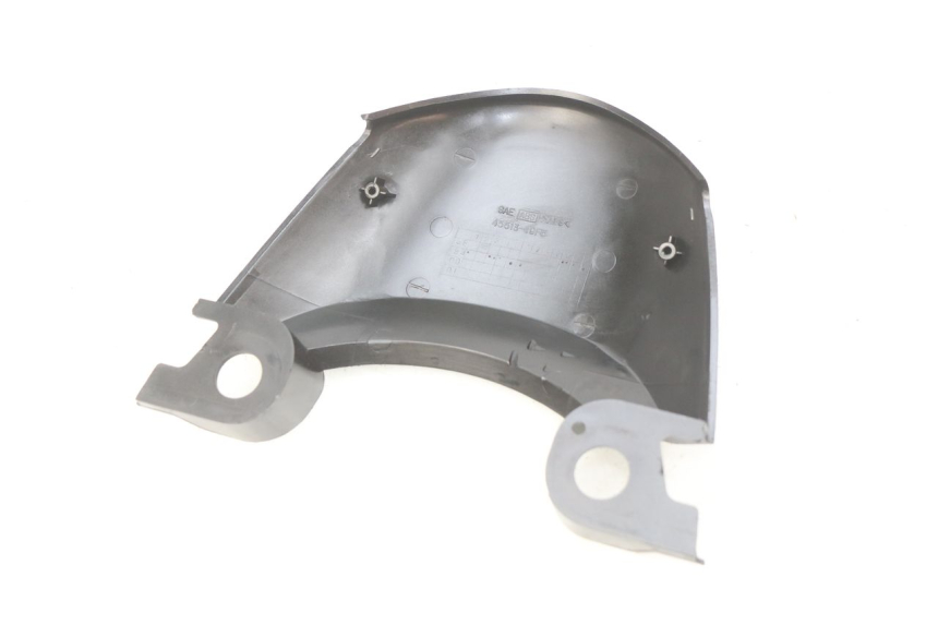 photo de REAR FAIRING JUNCTION SUZUKI SV N 650 (1999 - 2002) - Component detail