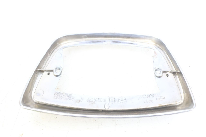 photo de REAR FAIRING JUNCTION PIAGGIO VESPA S 2T 50 (2007 - 2014) - Alternative perspective