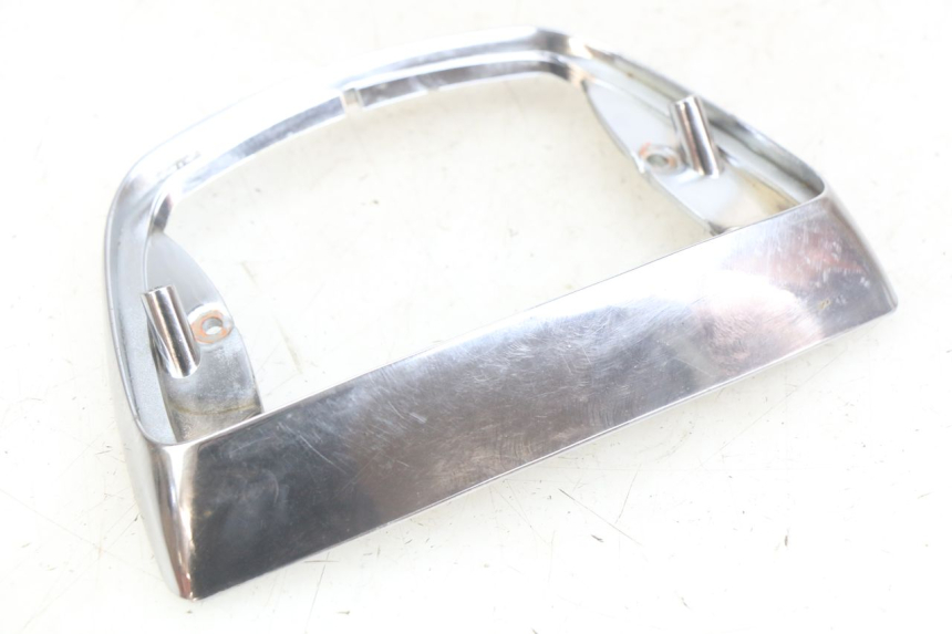 photo de REAR FAIRING JUNCTION PIAGGIO VESPA S 2T 50 (2007 - 2014) - Alternative perspective