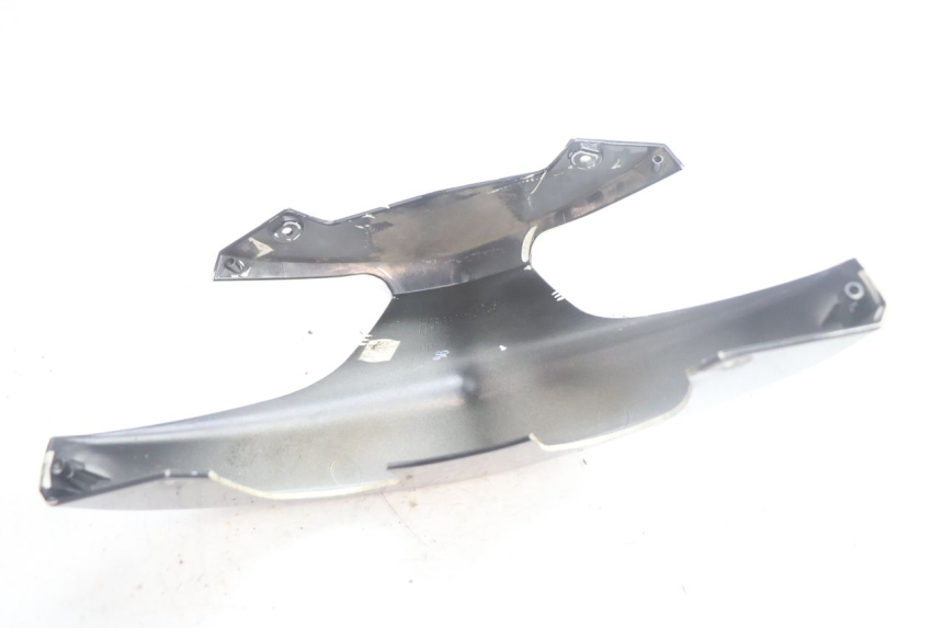 photo de REAR FAIRING JUNCTION YAMAHA X-MAX XMAX 125 (2010 - 2013) - Fixing points details
