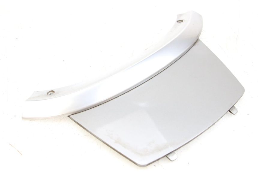 photo de REAR FAIRING JUNCTION PIAGGIO X10 125 (2012 - 2017) - Component detail