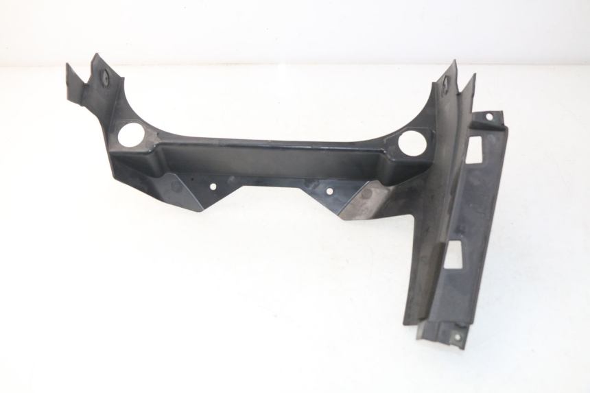 photo de REAR FAIRING JUNCTION YAMAHA XP T-MAX TMAX ABS 500 (2004 - 2007) - Zoom on usage condition