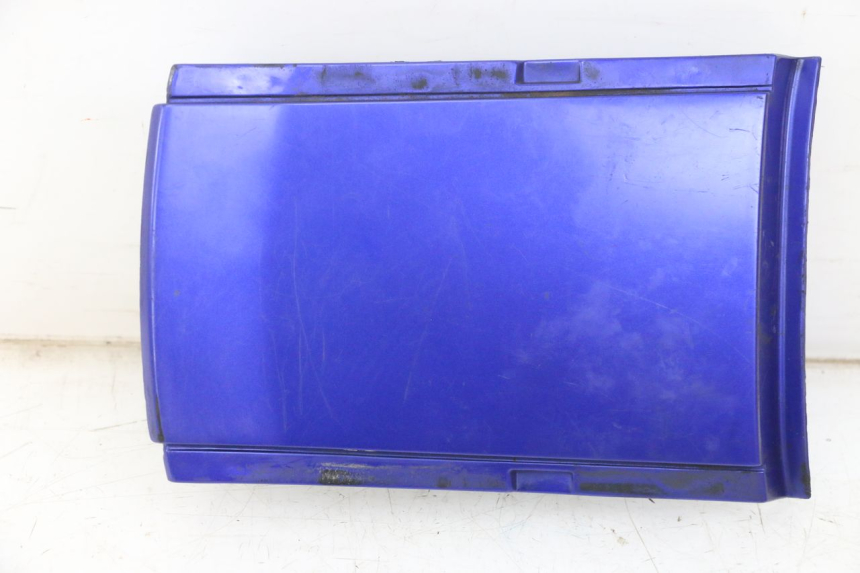 photo de REAR MIDDLE PANEL YAMAHA FZS FAZER 600 (2001 - 2003) - Component detail