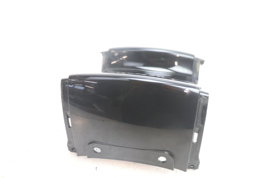 photo de REAR MIDDLE PANEL YAMAHA YP MAJESTY 125 (2002 - 2006) - Technical close-up