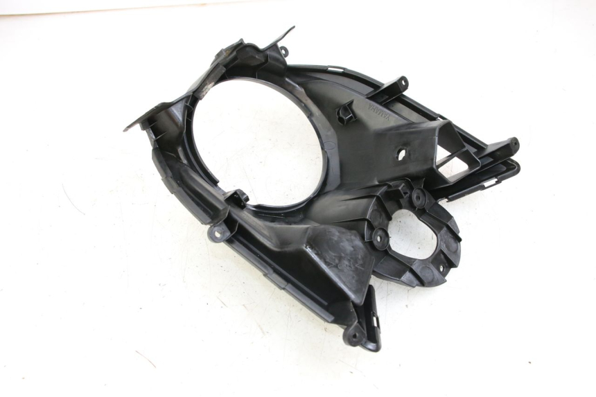 photo de FRONT MIDDLE PANEL YAMAHA BW'S BWS 125 (2010 - 2013) - Component detail