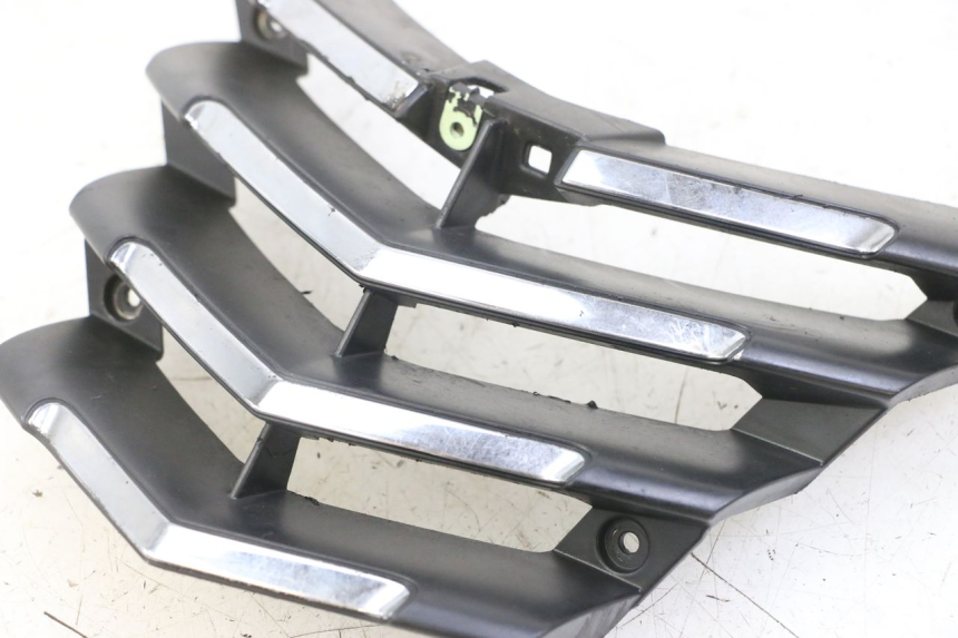 photo de FRONT FAIRING JUNCTION PEUGEOT CITYSTAR 50 (2013 - 2017) - Component detail