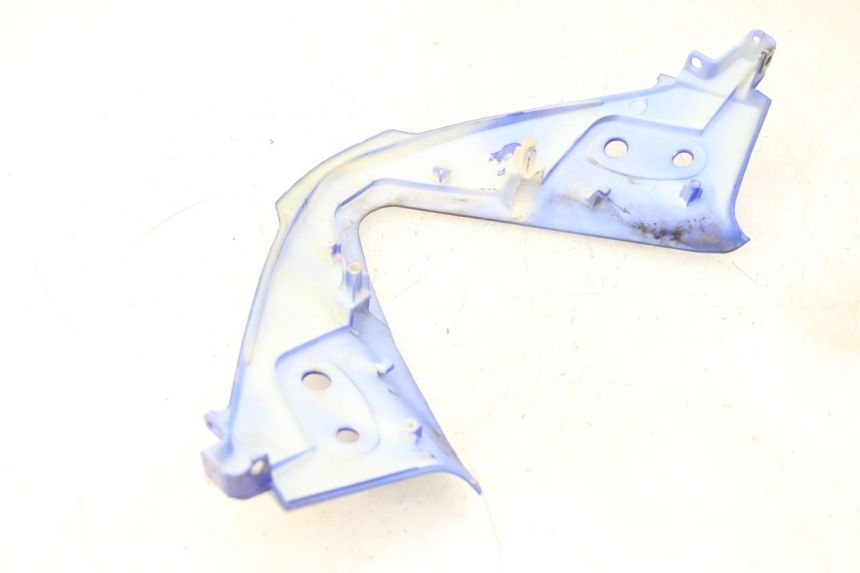 photo de FRONT MIDDLE PANEL STAHO FH 50 (2018 - 2019) - Fixing points details