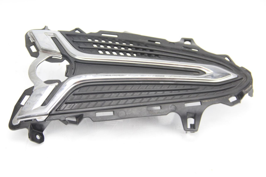 photo de FRONT MIDDLE PANEL MBK FLIPPER 115 (2013 - 2017) - Alternative perspective