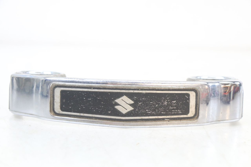 photo de FRONT MIDDLE PANEL SUZUKI GN 125 (1997 - 2000) - Component detail