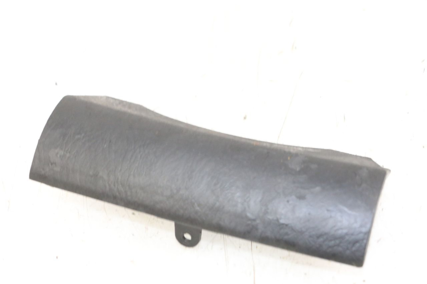 photo de FRONT MIDDLE PANEL HONDA FES S-WING SWING 125 (2007 - 2015) - Main view