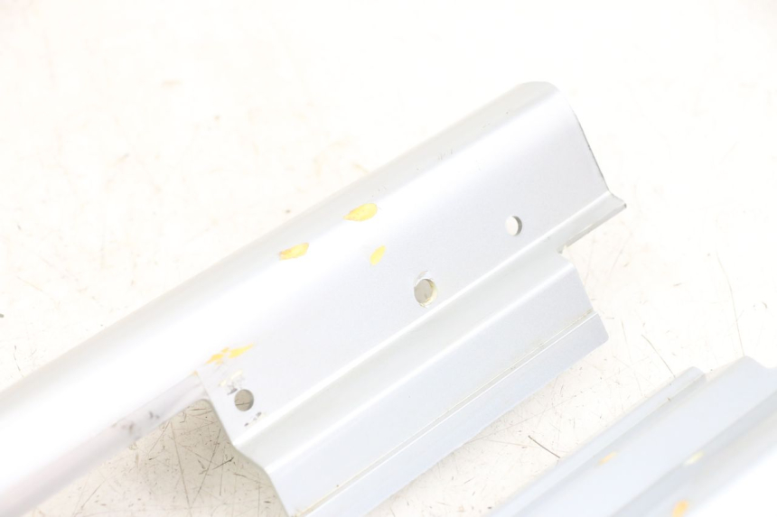 photo de LOWER FRONT FAIRING JUNCTION PEUGEOT 103 VOGUE VS2 50 (2004 - 2017) - Additional view of the item