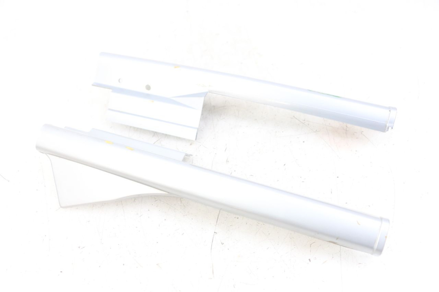 photo de LOWER FRONT FAIRING JUNCTION PEUGEOT 103 VOGUE VS2 50 (2004 - 2017) - Checked used part