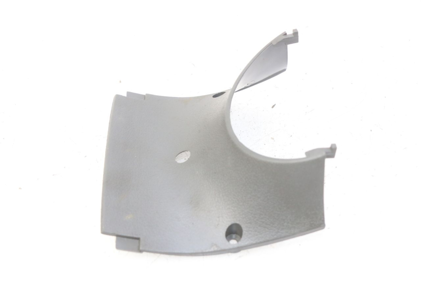photo de LOWER FRONT FAIRING JUNCTION SUZUKI CP 80 (1985 - 1996) - Main view