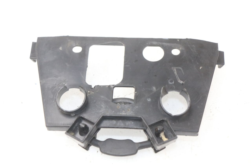 photo de FRONT MIDDLE PANEL YAMAHA FZ8 800 (2010 - 2016) - Component detail