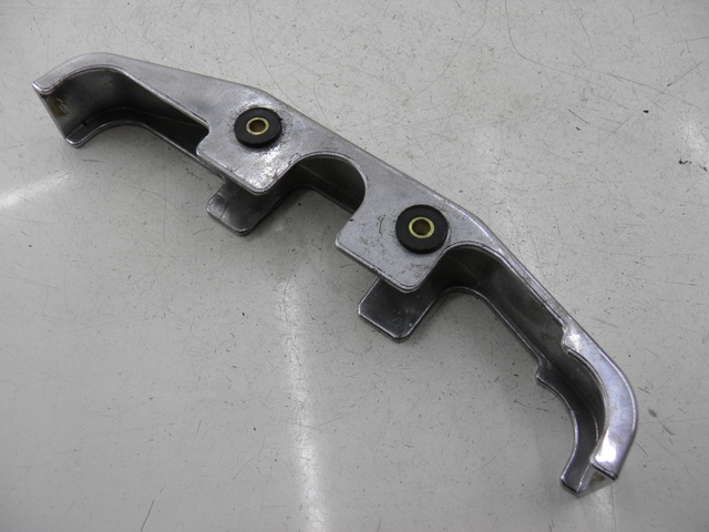 photo de FRONT MIDDLE PANEL HYOSUNG COMET GT 125 (2002 - 2007) - Zoom on usage condition