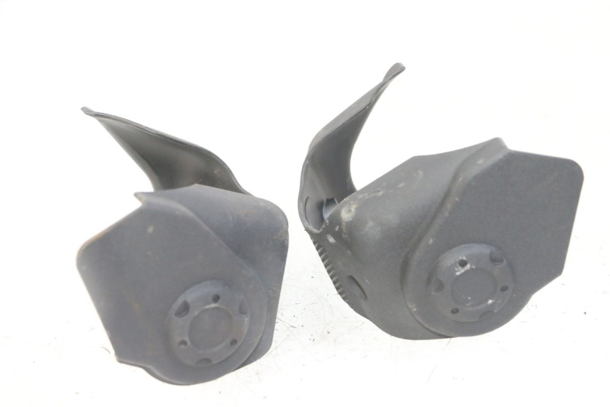 photo de FRONT MIDDLE PANEL PIAGGIO IE MP3 YOURBAN 300 (2011 - 2016) - Zoom on usage condition