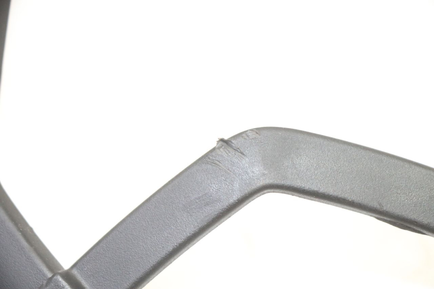 photo de FRONT MIDDLE PANEL  PEUGEOT KISBEE 4T 50 (2018 - 2022) - Zoom on usage condition