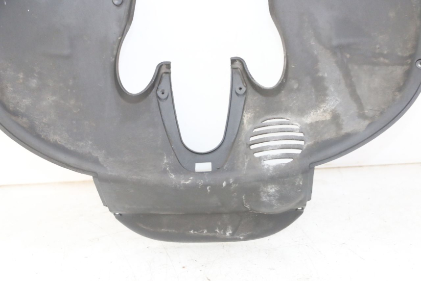 photo de LOWER FRONT FAIRING JUNCTION PIAGGIO MP3 LT 300 (2010 - 2016) - Surface and material condition