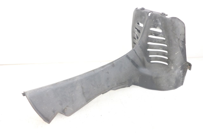photo de FRONT MIDDLE PANEL PIAGGIO MP3 125 (2006 - 2014) - Technical close-up