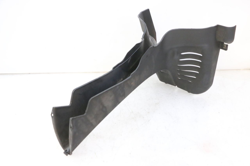 photo de FRONT MIDDLE PANEL PIAGGIO MP3 RL 250 (2006 - 2010) - Technical close-up