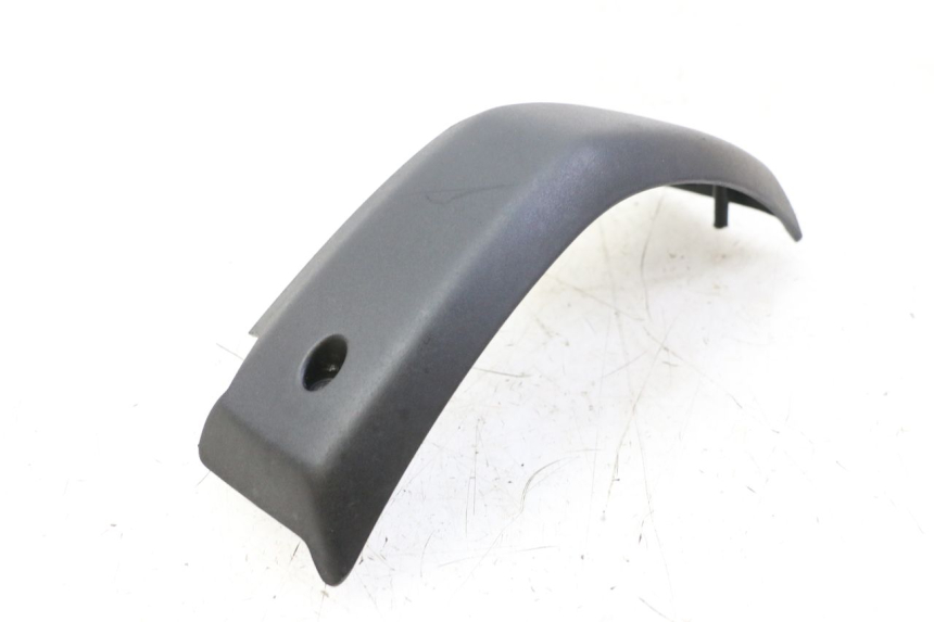 photo de FRONT MIDDLE PANEL PEUGEOT TREKKER TKR 50 (2005 - 2014) - Component detail