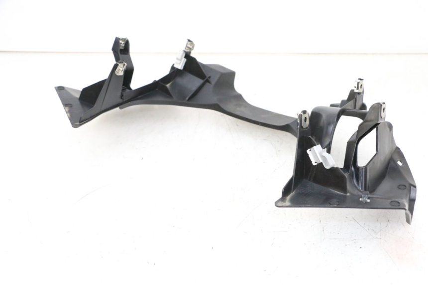 photo de FRONT MIDDLE PANEL BMW R GS 1250 (2021 - 2024) - Additional view of the item