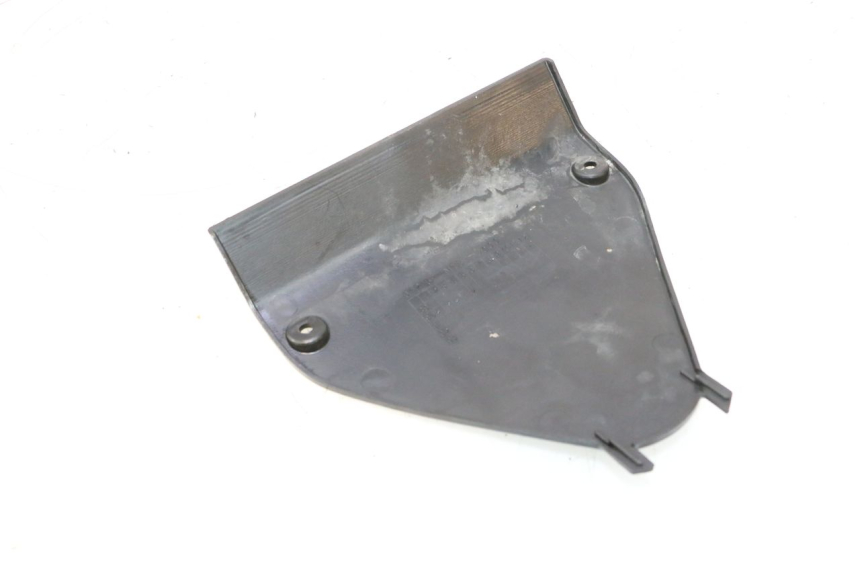 photo de FRONT MIDDLE PANEL HONDA ST PAN EUROPEAN 1100 (1990 - 2002) - Component detail
