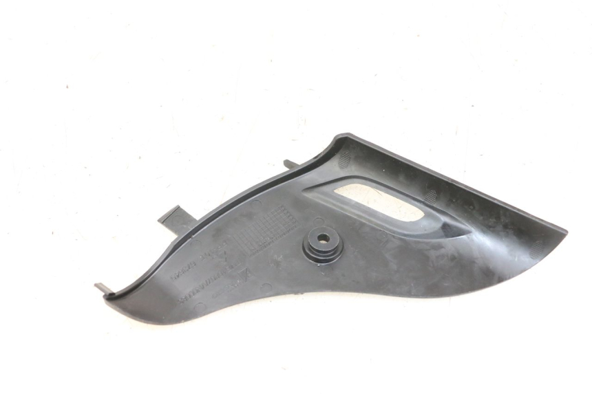 photo de FRONT MIDDLE PANEL  PIAGGIO VESPA PRIMAVERA 4T 50 (2021 - 2024) - Component detail