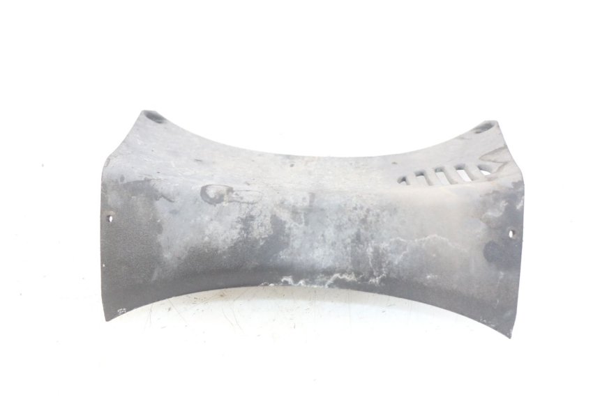 photo de LOWER FRONT FAIRING JUNCTION PIAGGIO XEVO - X EVO 125 (2007 - 2017) - Zoom on usage condition