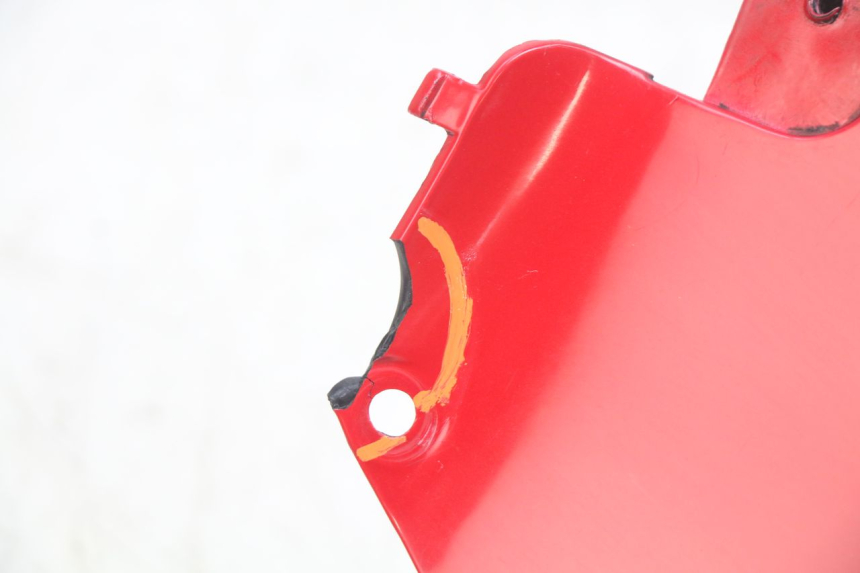 photo de LOWER FRONT FAIRING JUNCTION YAMAHA YZF R THUNDERCAT 600 (1996 - 2003) - Fixing points details