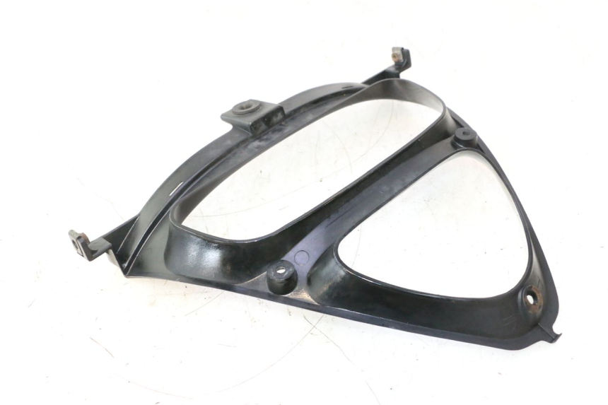 photo de LOWER FRONT FAIRING JUNCTION KAWASAKI ZZR 600 (1995 - 2004) - Technical close-up