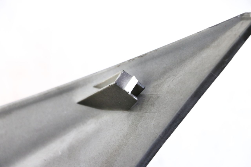 photo de FRONT MIDDLE PANEL  KYMCO DINK STREET 125 (2009 - 2014) - Zoom on usage condition