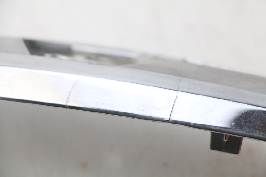 photo de FRONT FAIRING JUNCTION PIAGGIO LIBERTY IGET 4T 50 (2015 - 2020) - Component detail