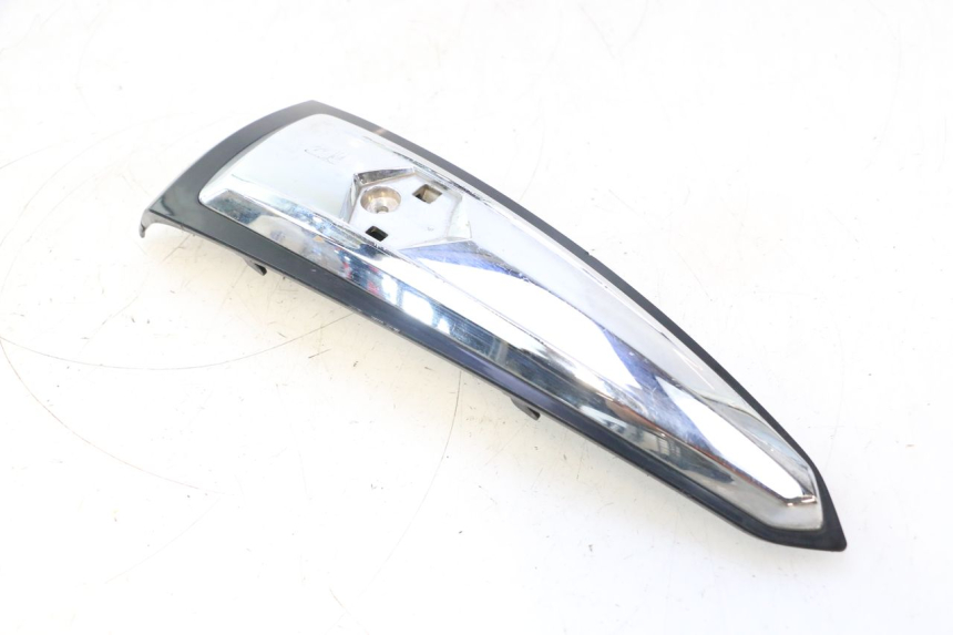 photo de FRONT FAIRING JUNCTION PIAGGIO LIBERTY IGET 4T 50 (2015 - 2020) - Main view