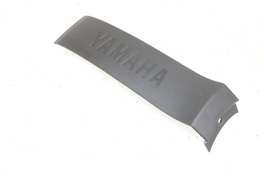 photo de FRONT MIDDLE PANEL YAMAHA NEO'S CORE 1 (2022 - 2026) - Alternative perspective