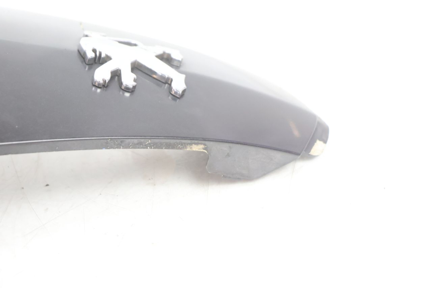 photo de FRONT MIDDLE PANEL PEUGEOT SATELIS 125 (2006 - 2009) - Additional view of the item