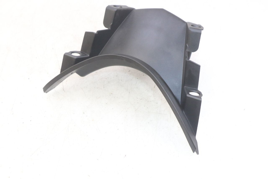 photo de UPPER FRONT FAIRING JUNCTION PEUGEOT CITYSTAR 50 (2013 - 2017) - Zoom on usage condition