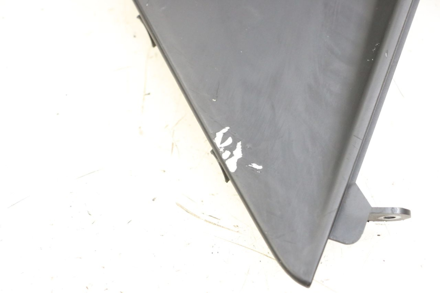 photo de FRONT MIDDLE PANEL  KYMCO DINK STREET 125 (2009 - 2014) - Alternative perspective