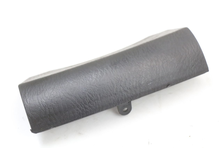 photo de FRONT MIDDLE PANEL  HONDA FES S-WING SWING ABS 125 (2007 - 2015) - Component detail