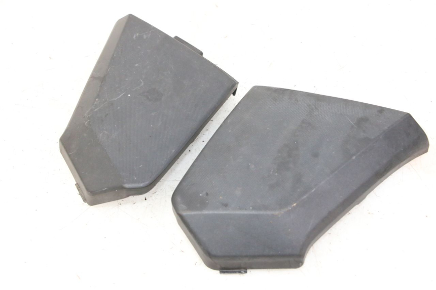 photo de FRONT MIDDLE PANEL  HONDA FORZA ABS 300 (2013 - 2017) - Alternative perspective