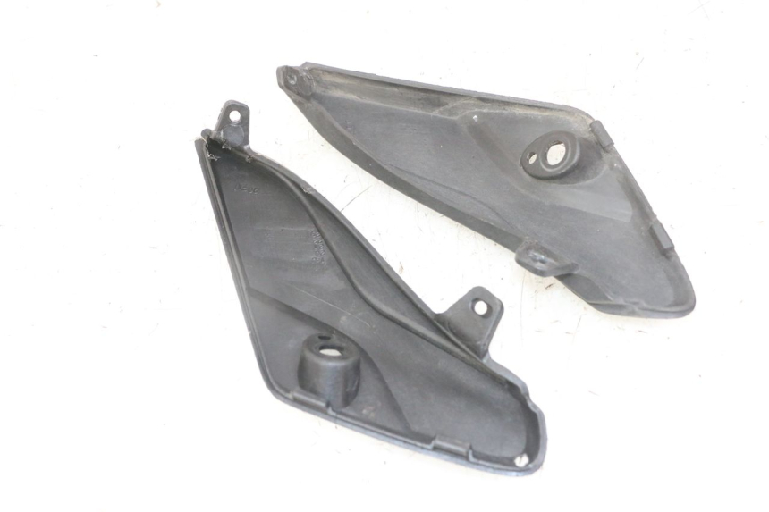 photo de FRONT MIDDLE PANEL PIAGGIO IE MP3 YOURBAN 300 (2011 - 2016) - Product overview