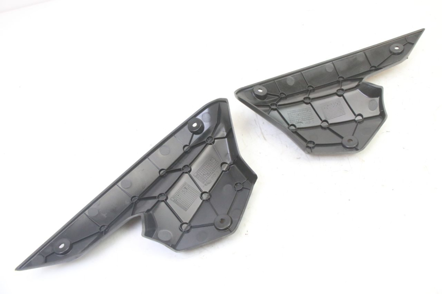 photo de FRONT MIDDLE PANEL  PEUGEOT KISBEE 4T 50 (2018 - 2022) - Technical close-up