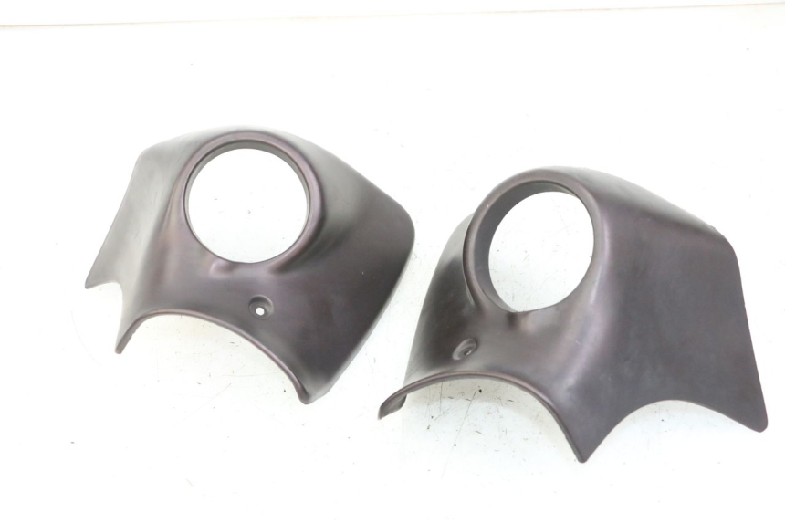 photo de FRONT MIDDLE PANEL  APRILIA SCARABEO GT TOURING 125 (1999 - 2005) - Main view