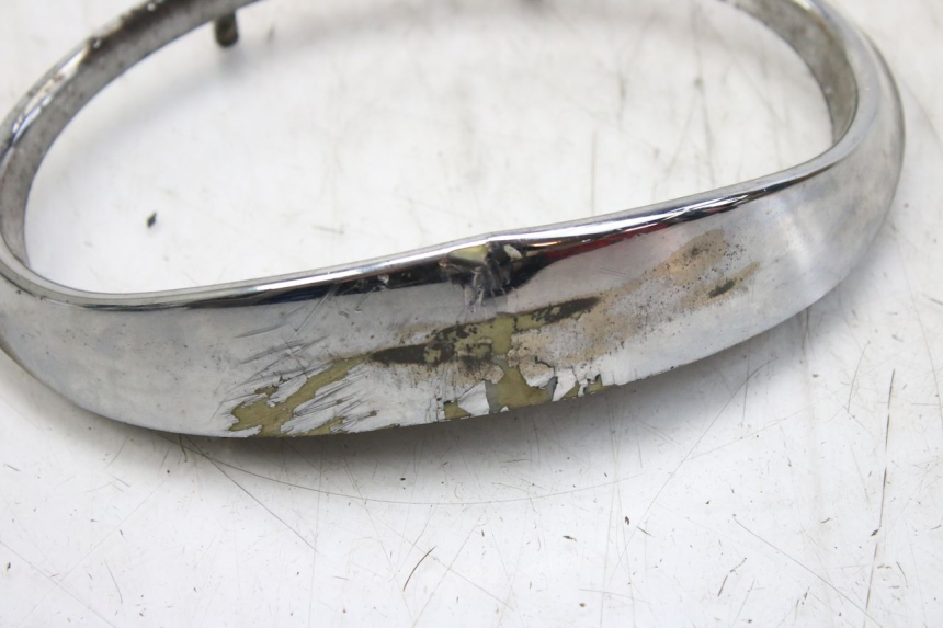 photo de UPPER FRONT FAIRING JUNCTION APRILIA SCARABEO 100 (2003 - 2012) - Alternative perspective