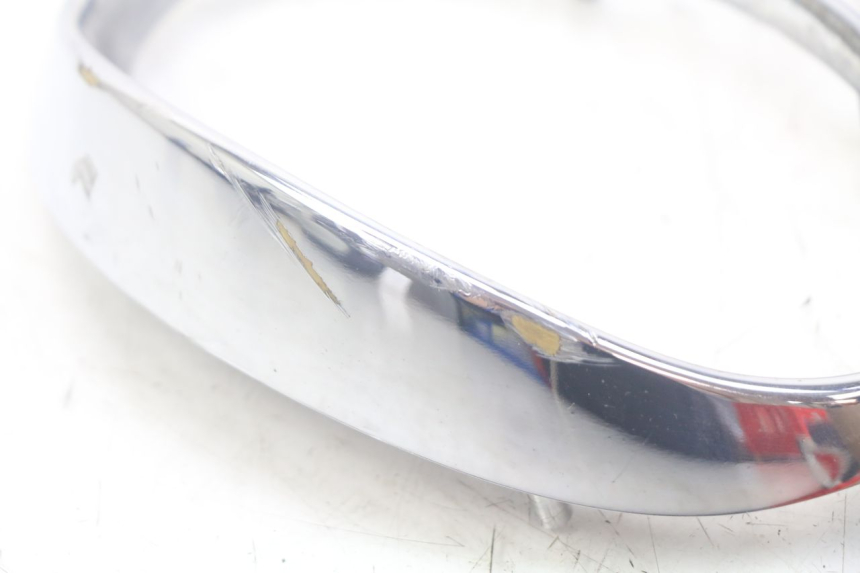 photo de UPPER FRONT FAIRING JUNCTION APRILIA SCARABEO 100 (2003 - 2012) - Technical close-up