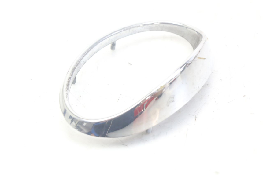 photo de UPPER FRONT FAIRING JUNCTION APRILIA SCARABEO 100 (2003 - 2012) - Fixing points details