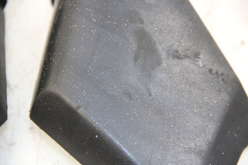 photo de FRONT MIDDLE PANEL  MBK SKYCRUISER 125 (2006 - 2009) - Zoom on usage condition