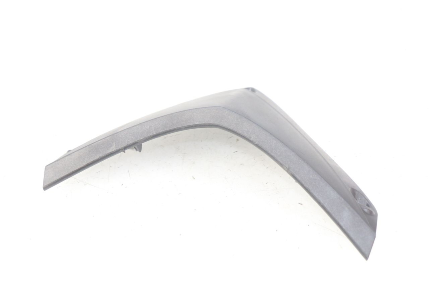 photo de UPPER FRONT FAIRING JUNCTION APRILIA SR 2T 50 (2012 - 2017) - Zoom on usage condition