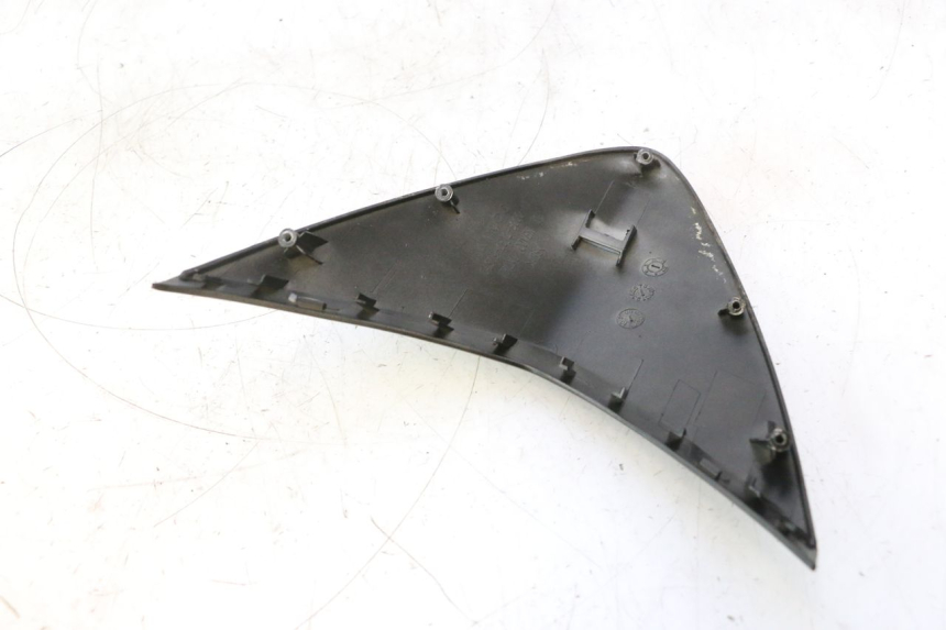 photo de FRONT MIDDLE PANEL  KYMCO SUPER 8 2T 50 (2007 - 2013) - Alternative perspective